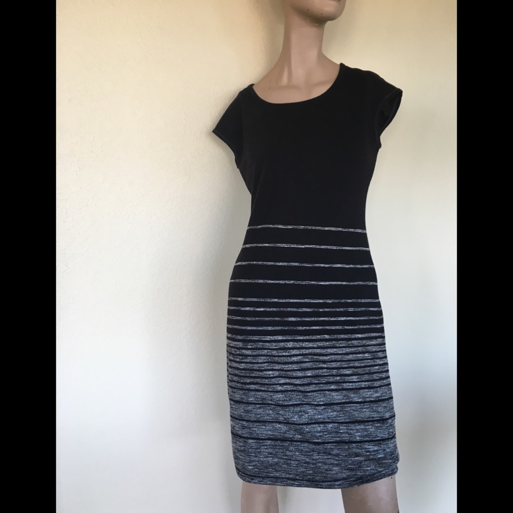 MAX Studio Slimming dress